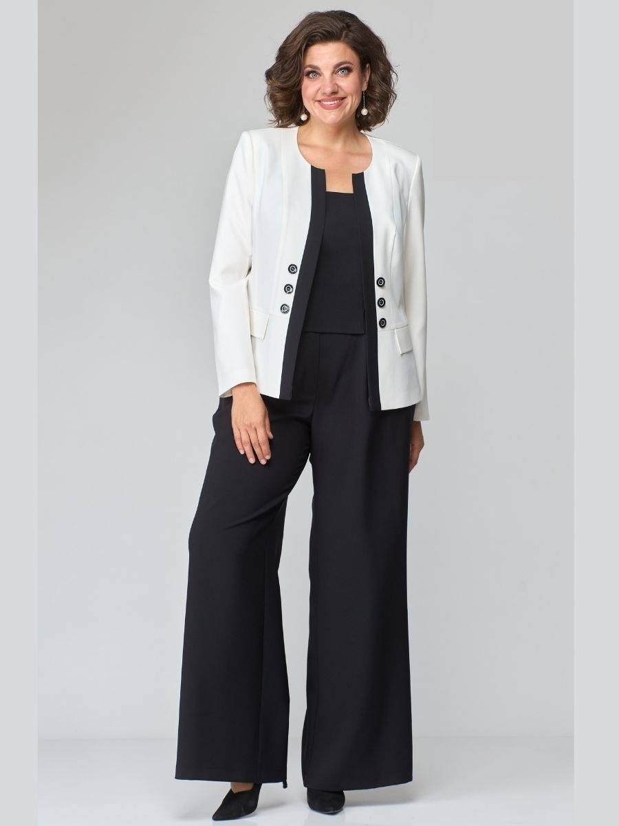 ✅Свободный крой жакета из лёгкого материала с мягкими наплечниками. Широкие классические брюки обеспечат свободу в движении.