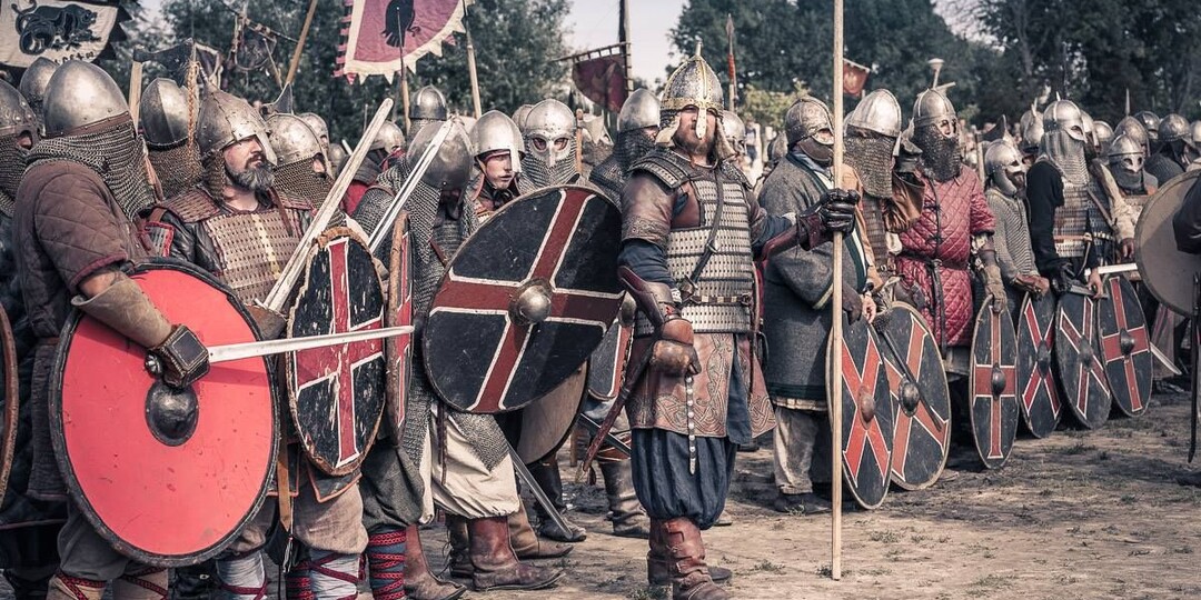 Варварские королевства. Основные приемы строевого боя.