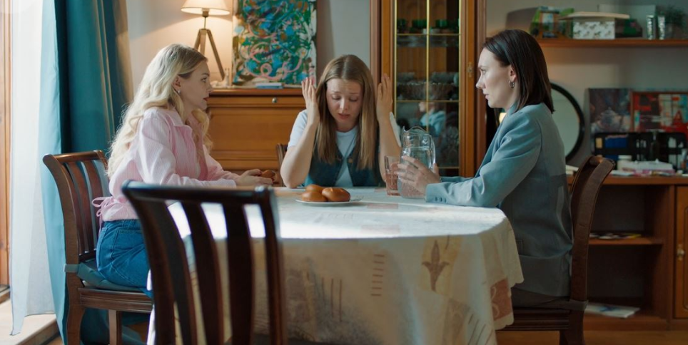 Подробное содержание всех серий сериала "Ее тайна" (2026). Чем закончится последняя серия фильма на Домашнем? Кто убил Лину?