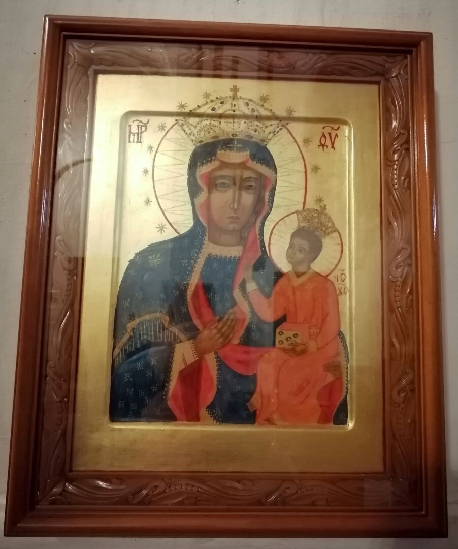 Икона Пресвятой Богородицы Ченстоховская. Храм Покрова Пресвятой Богородицы на Боровой города Санкт-Петербурга.