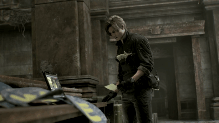 Gif картинка "Леон замечает знакомого преступника с Грейс"