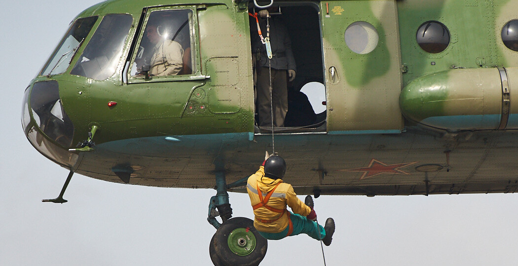 Парашютисты и десантники-пожарные готовятся к опасному сезону на Урале