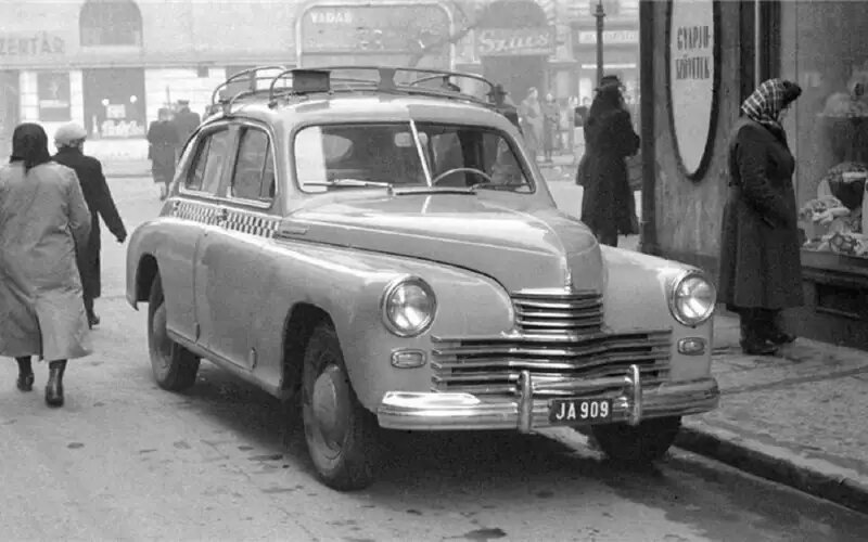 ГАЗ-М20 Победа в роли такси в Финляндии.ГАЗ-М20
📷
