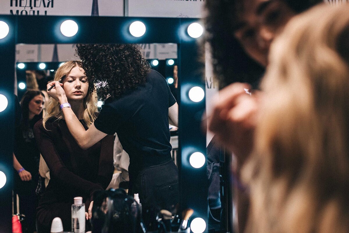    Дизайнеры "Сделано в Москве" презентуют коллекции на Московской неделе моды