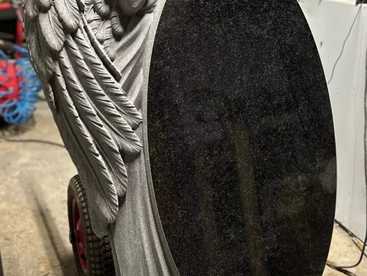 Изготовление и установка памятников в Донецке ДНР. Где лучше заказать?