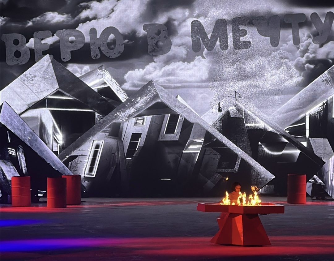 Алина Загитова впервые представила своё нашумевшее шоу «Ассоль» в Краснодаре.