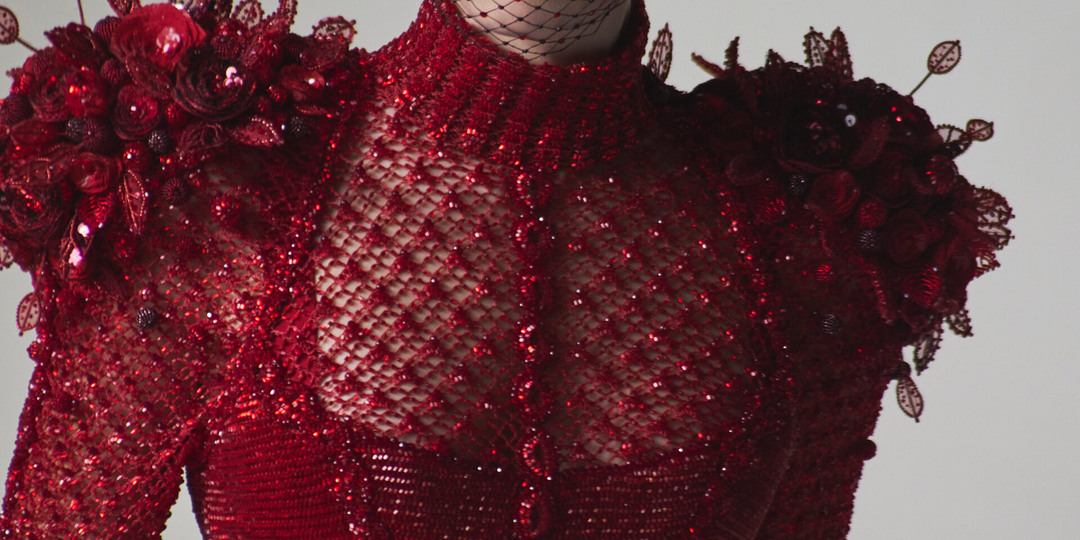 Это вау: павлопосадские платки и хрусталь в кутюрной коллекции Ульяны Сергеенко