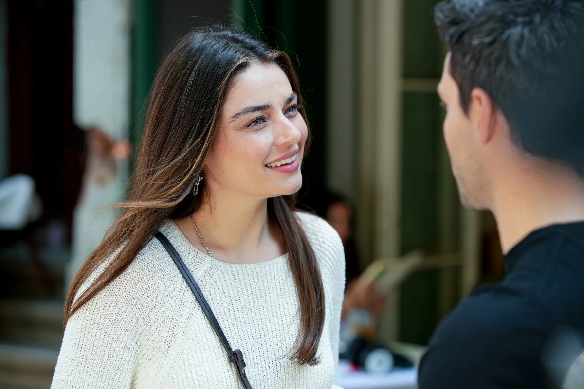 кадр из сериала "Бессовестные"