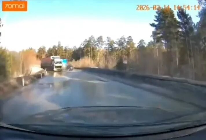    Стоп-кадр max.ru/e1/AZzxFP2lbx8