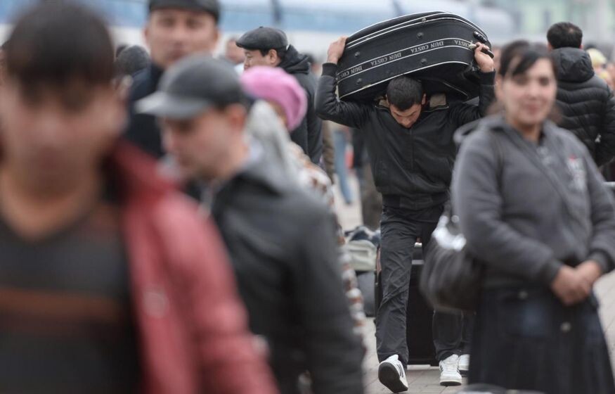    Мигрантская волна смывает Россию»: Эксперт заявил о скрытой войне и коррупционных схемах диаспор