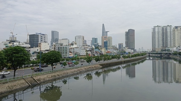    Китай и Вьетнам: как пользоваться общественным транспортом и где менять деньги