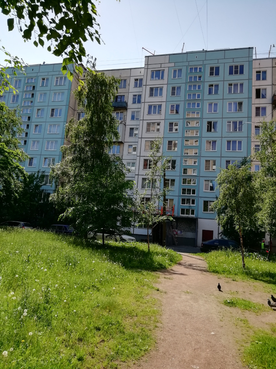 Дом после ремонта фасада