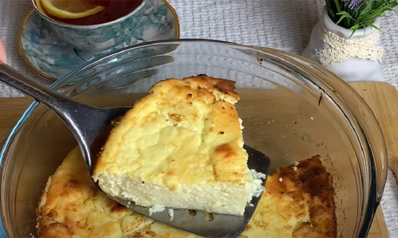 Творожная запеканка всегда получается пышной и не опадает: раскроем секрет идеального завтрака