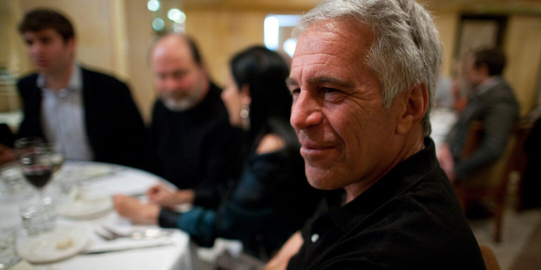 Эпштейн снабжал психотропами экс-посла Великобритании в США