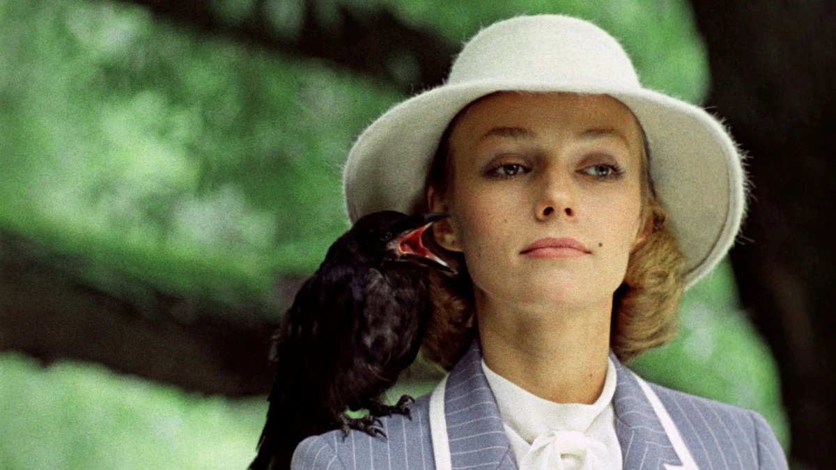 Кадр из х/ф "Мэри Поппинс, до свидания" (СССР, 1983). В гл. роли - Наталья Андрейченко