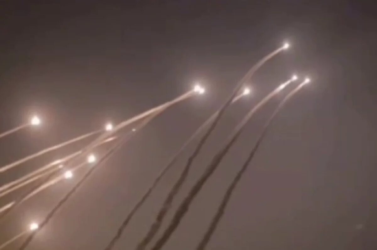    Фрагменты ракеты Ирана могли попасть в резиденцию консула США в Израиле