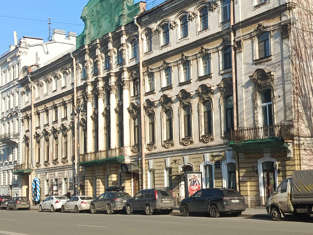 Ул. Марата, 14. Дом А.Н.Радищева.