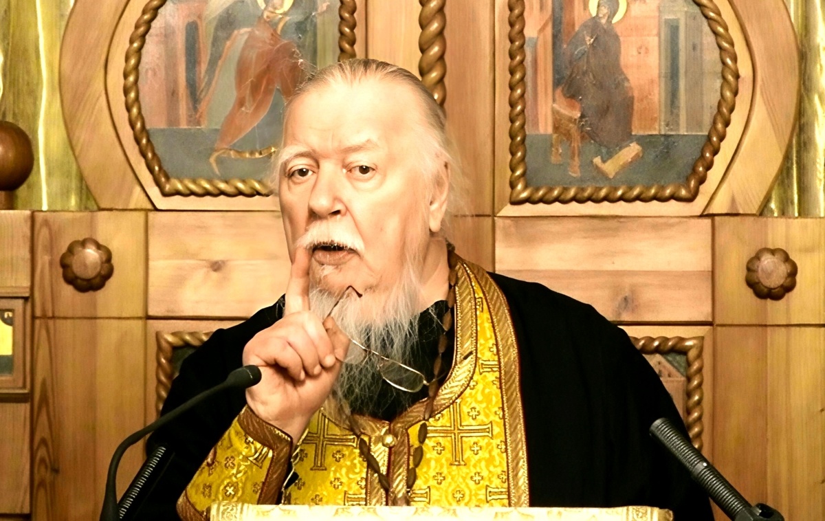 Димитрий Смирнов (07.03.1951 — 21.10.2020 гг.) — протоиерей, церковный и общественный деятель.