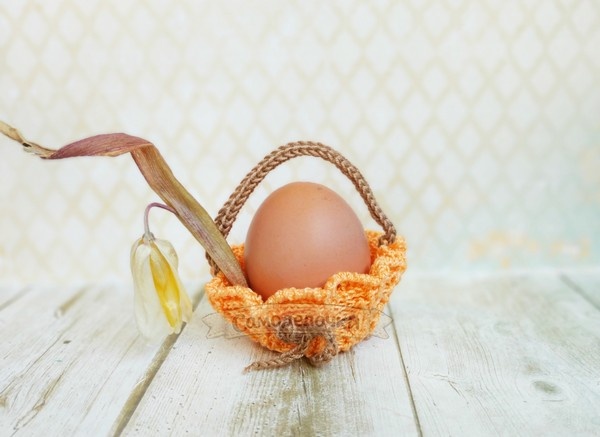 Корзиночка для пасхального яйца, вяжем крючком