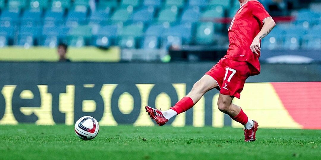 Сборная России обратилась к Головину и Миранчуку