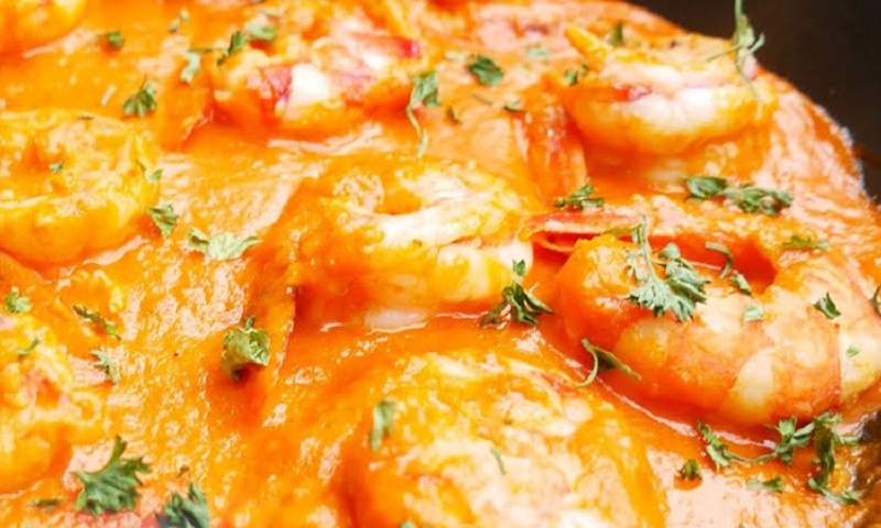 Креветки в сливочном соусе с белым вином: ресторанный вкус на вашей кухне