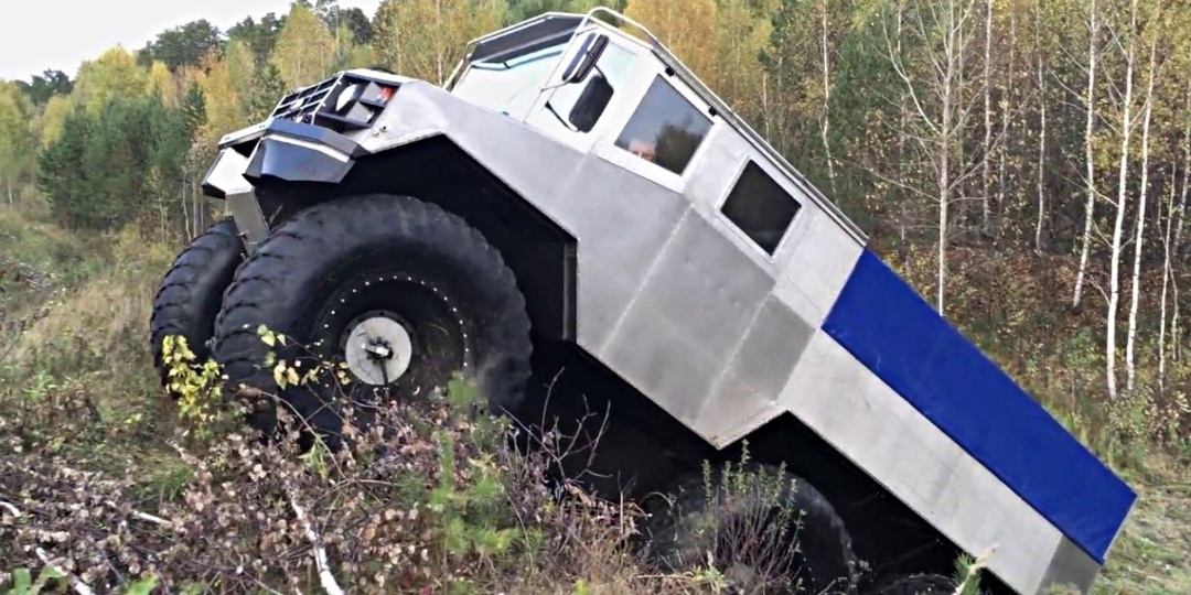 "Бурлак" - лучший колёсный вездеход в мире, который проедет там, где не пройдёт человек