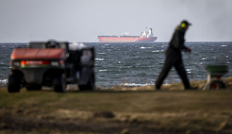 Документы подвели? Российского капитана взяли под стражу в Швеции