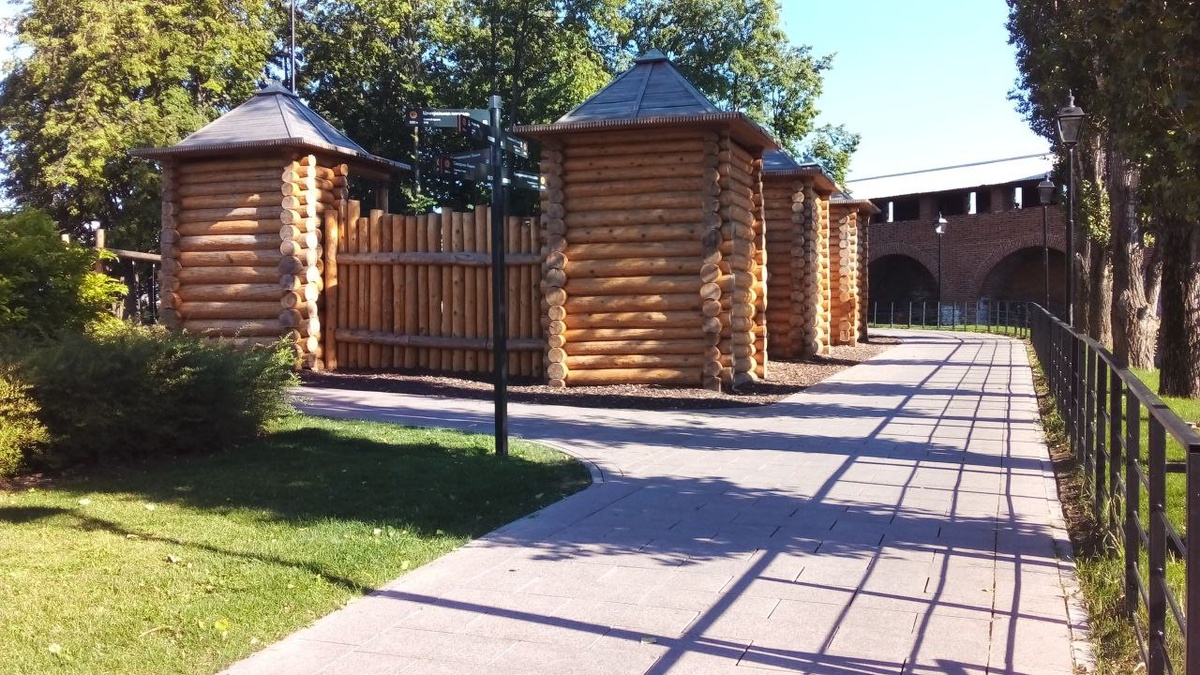 Тот самый игровой городок в виде древнего деревянного Нижегородского кремля. Фото автора