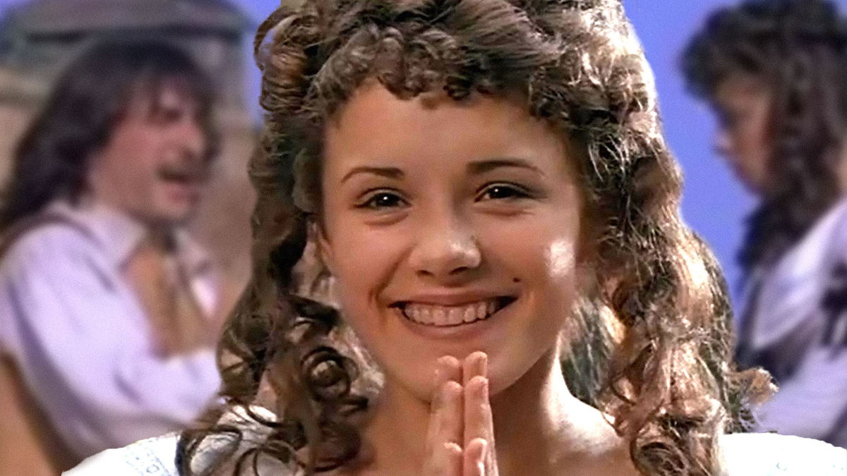 Кэтти — служанка коварной миледи. 