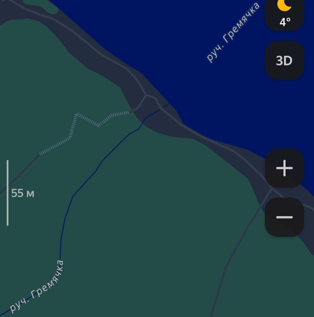 Дорога в гору к экопарку "Иволга" у ручья Гремячка