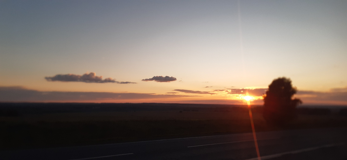 Трасса Р-255, перегон Томск-Юрга. Ухоженная, чистая, ровная и свободная. 