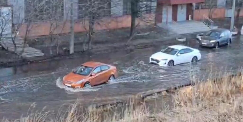    Фото: скриншот видео в телеграм-канале «Мегаполис | ДТП и ЧП | Санкт-Петербург | Питер»