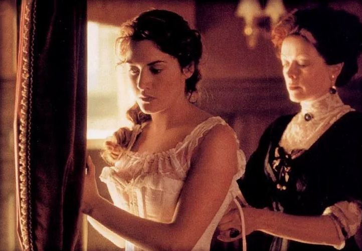 Кадр из фильма "Титаник"