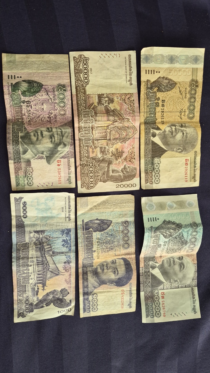 Камбоджийские риели, так выглядят банкноты
