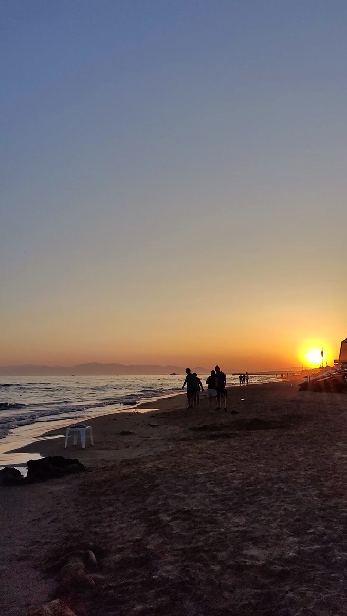 Закат в отеле Цезарь 