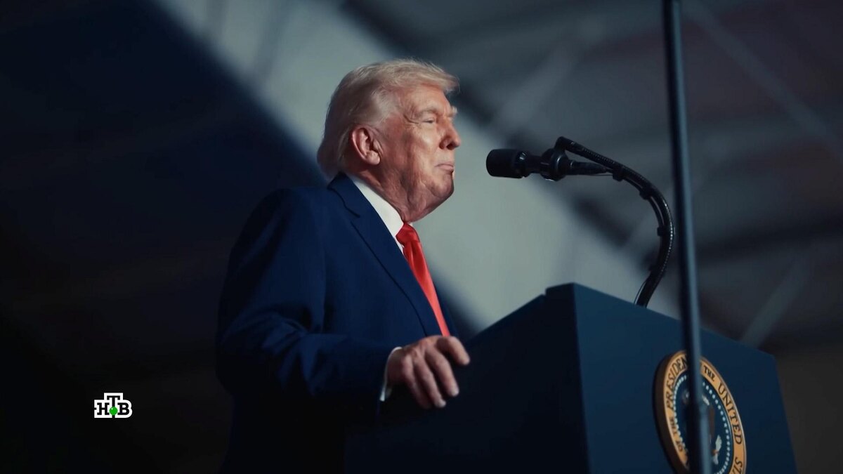    «Во время орального секса укусила президента»: кто обвинил Трампа в педофилии