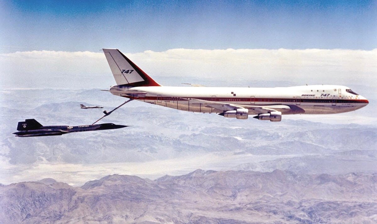Boeing KC-747