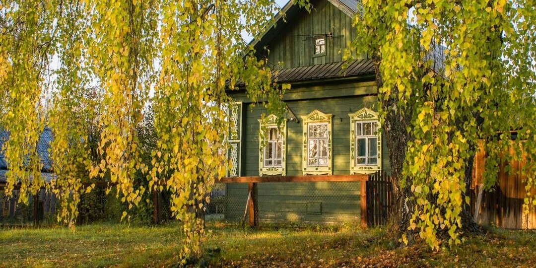 Дом, где мы не живем: как наша «малая родина» влияет на нашу взрослую жизнь 🏠