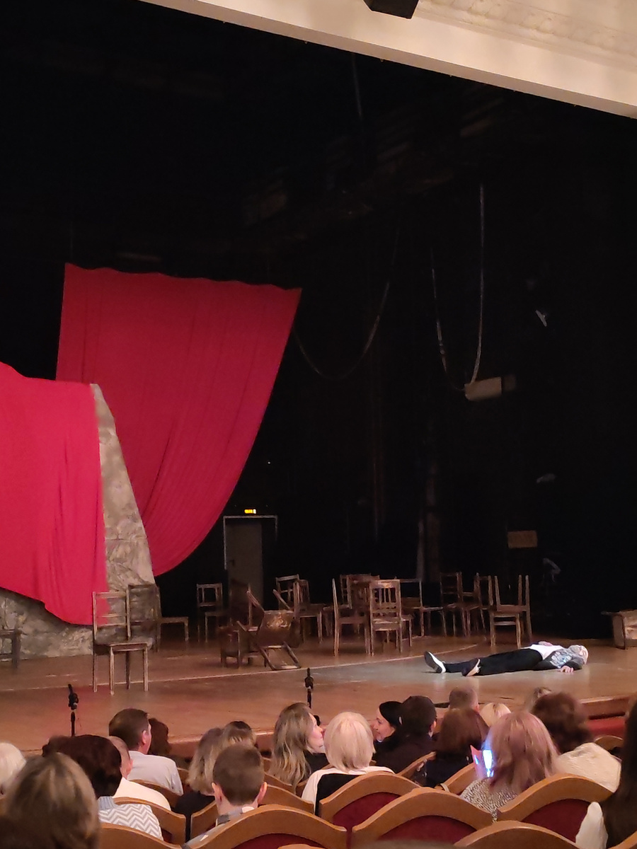 Драматический театр Нижний Тагил. Про нашу жизнь