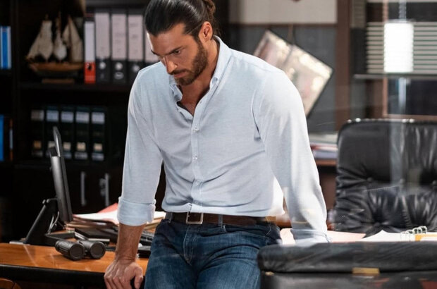 Стоп-кадр из фильма "Фиолетвоый как море"