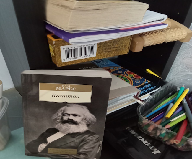 У кого день веселья-воскресенье. У меня-школа