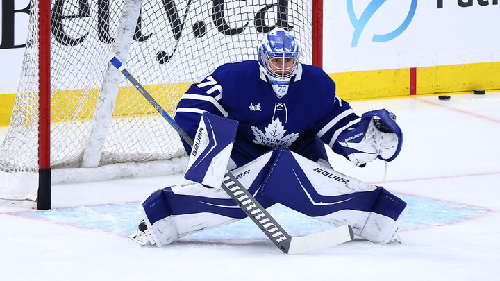 https://m.sport-express.ru/hockey/nhl/news/vratar-toronto-ahtyamov-prokommentiroval-debyutnyy-match-v-nhl-protiv-edmontona-2385646/