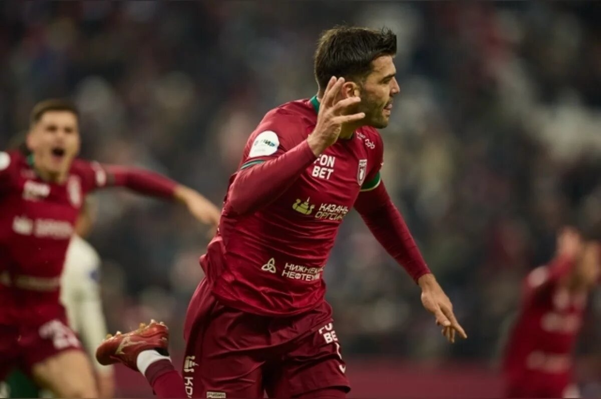    Казанский «Рубин» нанёс сокрушительное поражение московскому «Локомотиву» в матче 21-го тура РПЛ — 3:0.