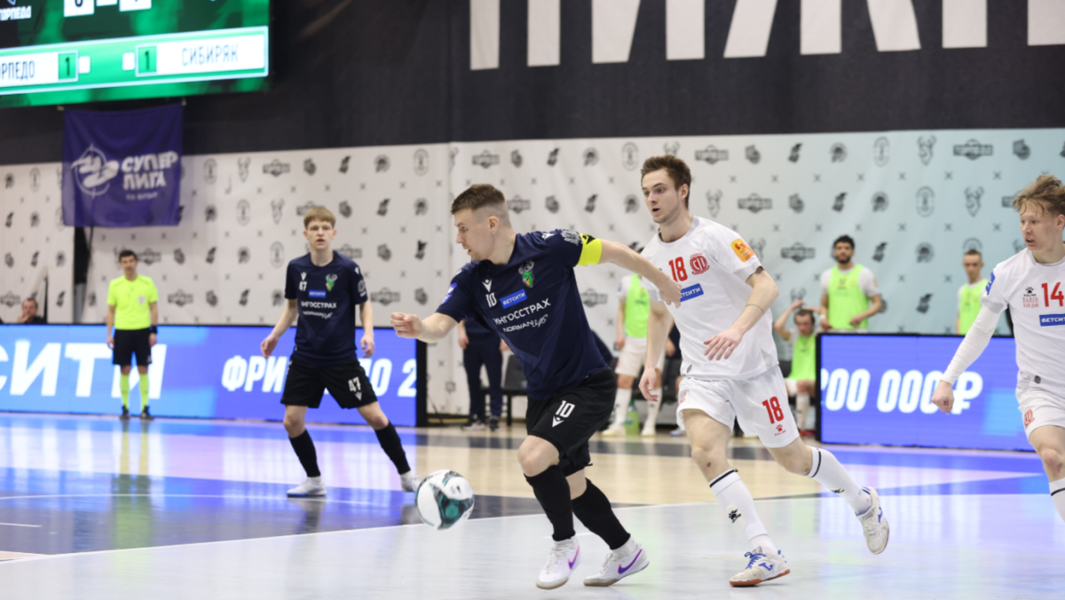    Иван Обжорин по-капитански вёл свою команду к очередному успеху