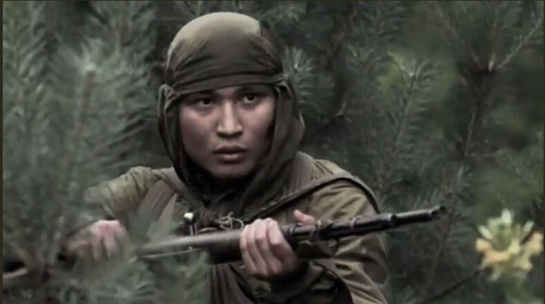 Азамат Нигманов считает, что отвечает за весь СССР в кинематографе РФ. Какая у него семья