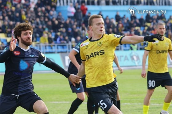 Ульяновцы упустили победу, ведя в два мяча