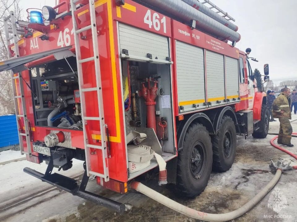    Пожарная машина. Источник: ГУ МЧС России по Алтайскому краю