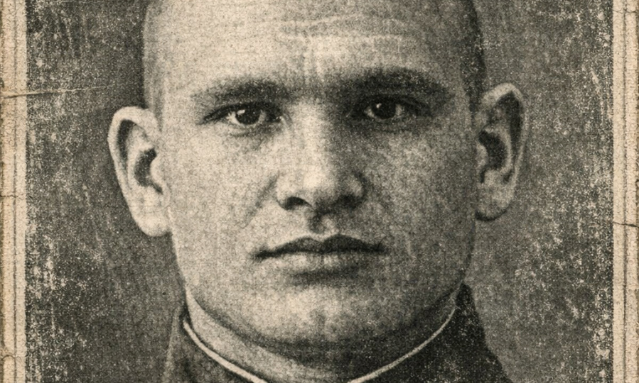 Железный человек: история подвига лейтенанта Шарафутдинова