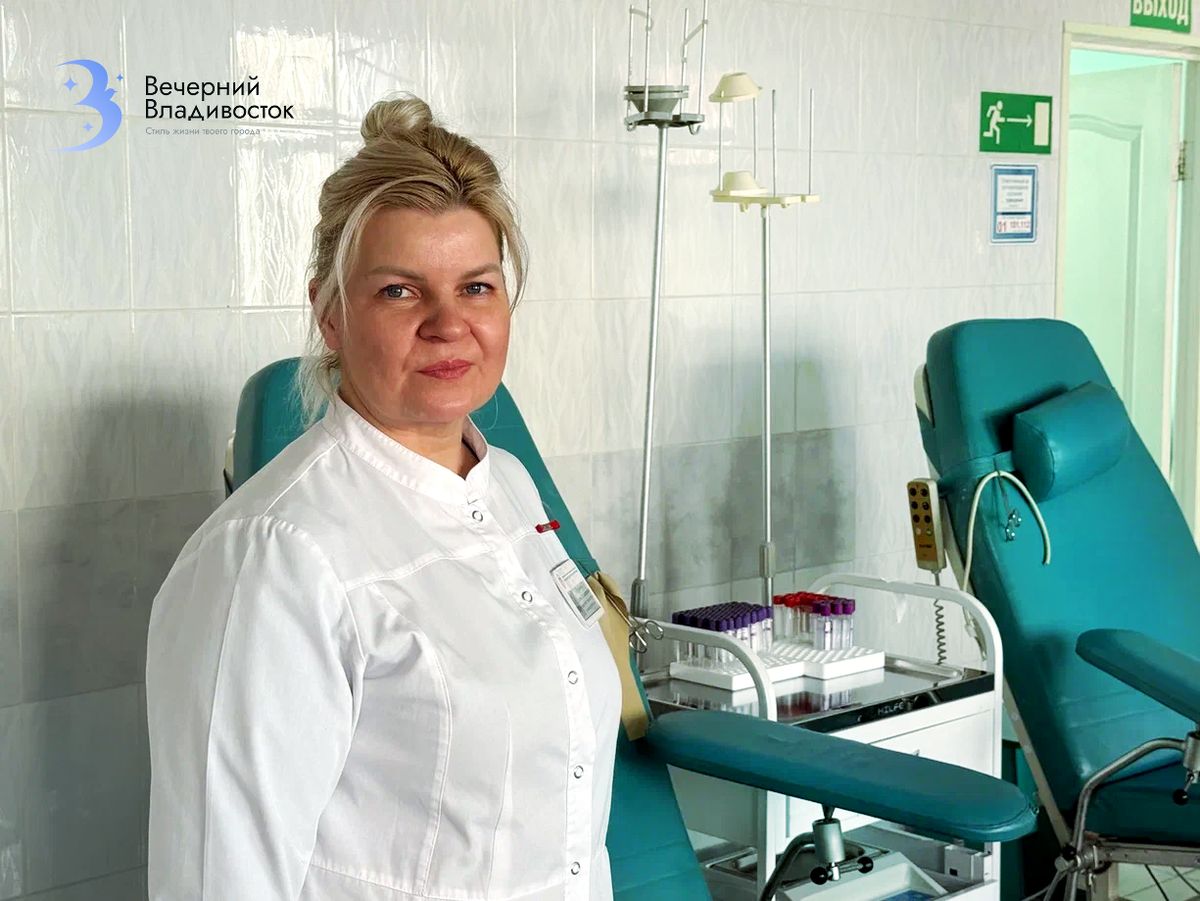 Заместитель главного врача краевой станции переливания крови Елена Гудзенко.
