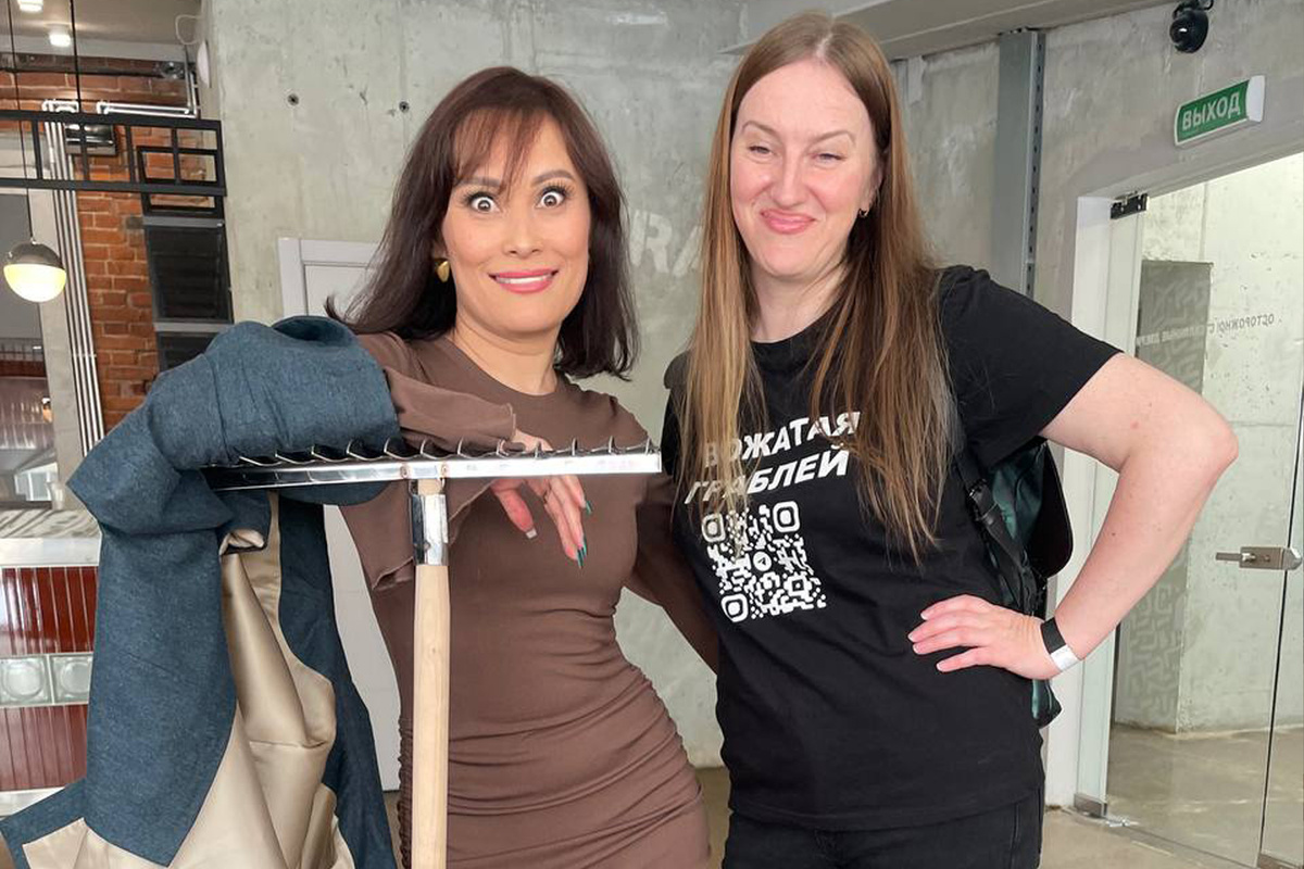 Елена Эм и Александра - вожатая граблей) t.me/vozhatayagrabley . Саша, спасибо за фото!